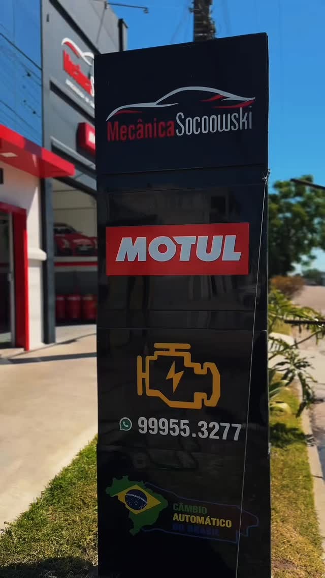 Totem e fachada da Mecânica Socoowski em Rio Grande